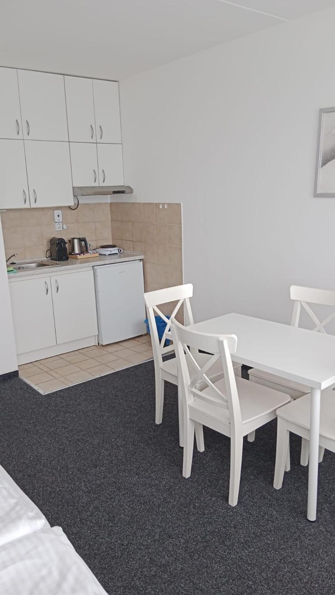 Apartmány Bryksova Praga Exterior foto